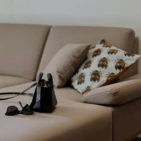 Dawn & Dusk - Modern Two Bedroom With Mountain Views *