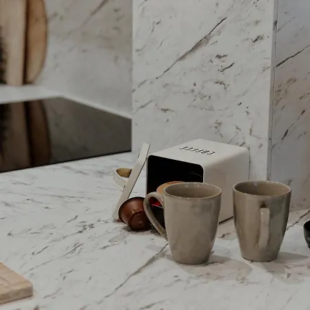 Apartment Dawn & Dusk - Modern Two Bedroom With Mountain Views Cilipi